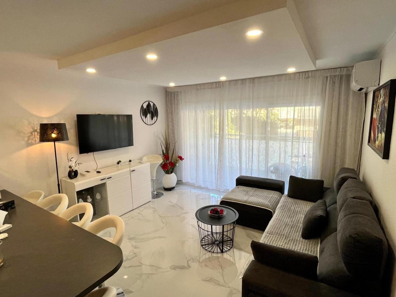 Chez Chantal 3 Chambres Au Centre Touristique De Salou Avec Garage Extérieur photo